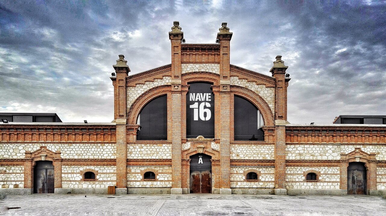 Matadero Madrid — antigo matadouro virado centro de criação