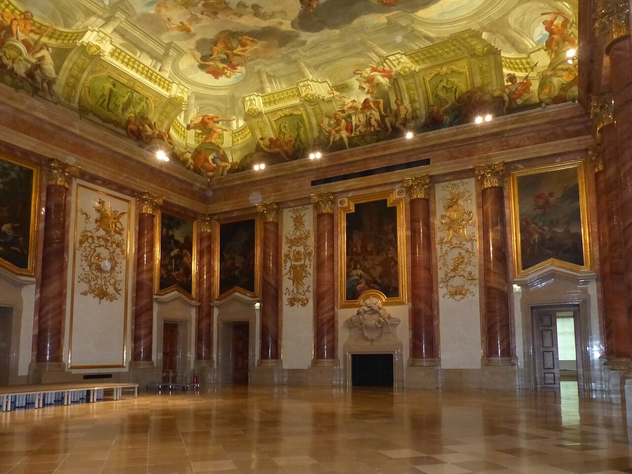 Herkulessaal do Gartenpalais Liechtenstein