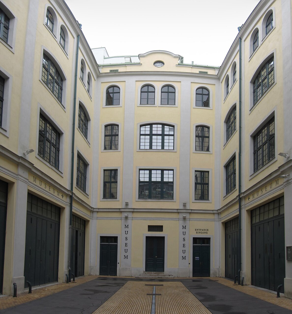 Hofmobiliendepot, Coleção Imperial de Mobiliário
