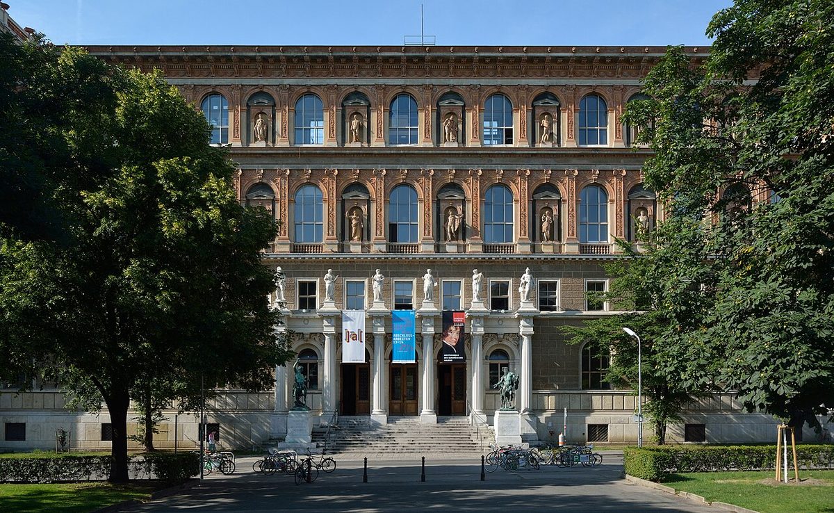 Akademie der bildenden Künste, de Theophil Hansen, na Schillerplatz 3